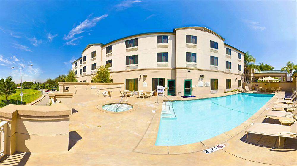 Hilton Garden Inn Montebello / Los Angeles Ngoại thất bức ảnh