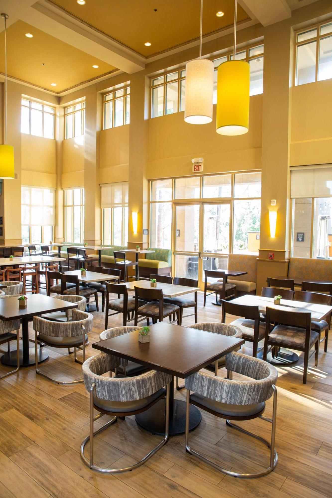Hilton Garden Inn Montebello / Los Angeles Ngoại thất bức ảnh